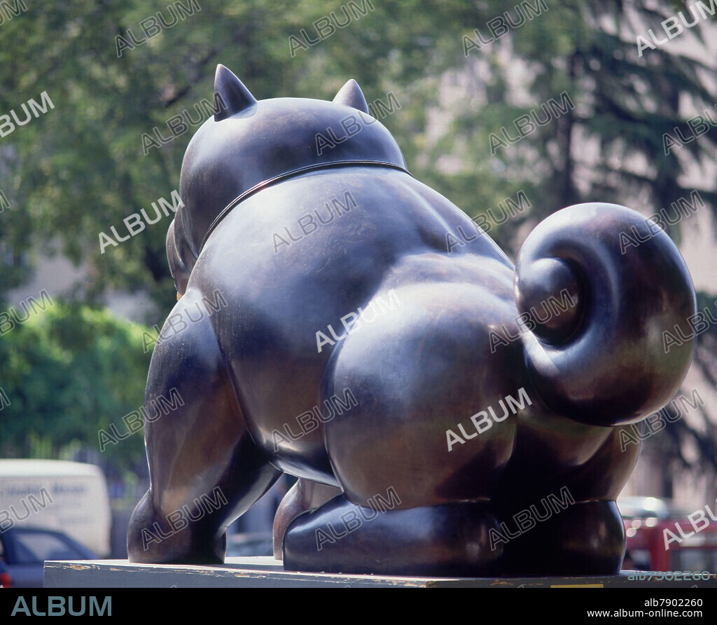 FERNANDO BOTERO ANGULO (1932-). PERRO - VISTA TRASERA - SIGLO XX.