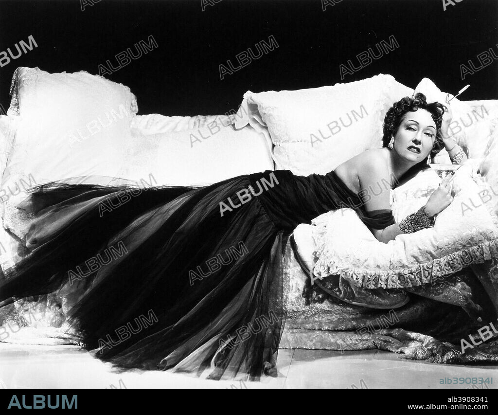 GLORIA SWANSON in SUNSET BOULEVARD, 1950 (SUNSET BLVD.), unter der Regie von BILLY WILDER. Copyright PARAMOUNT PICTURES.