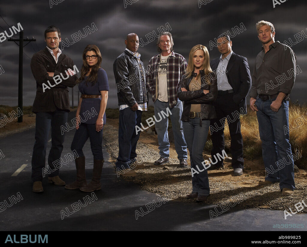 BAILEY CHASE, BOKEEM WOODBINE, GREGORY NORMAN CRUZ, HOLLY HUNTER, LAURA SAN GIACOMO and LEON RIPPY in SAVING GRACE, 2007 (SAVING GRACE-TV), directed by SERGIO MIMICA-GEZZAN. Copyright FOX TELEVISION NETWORK.