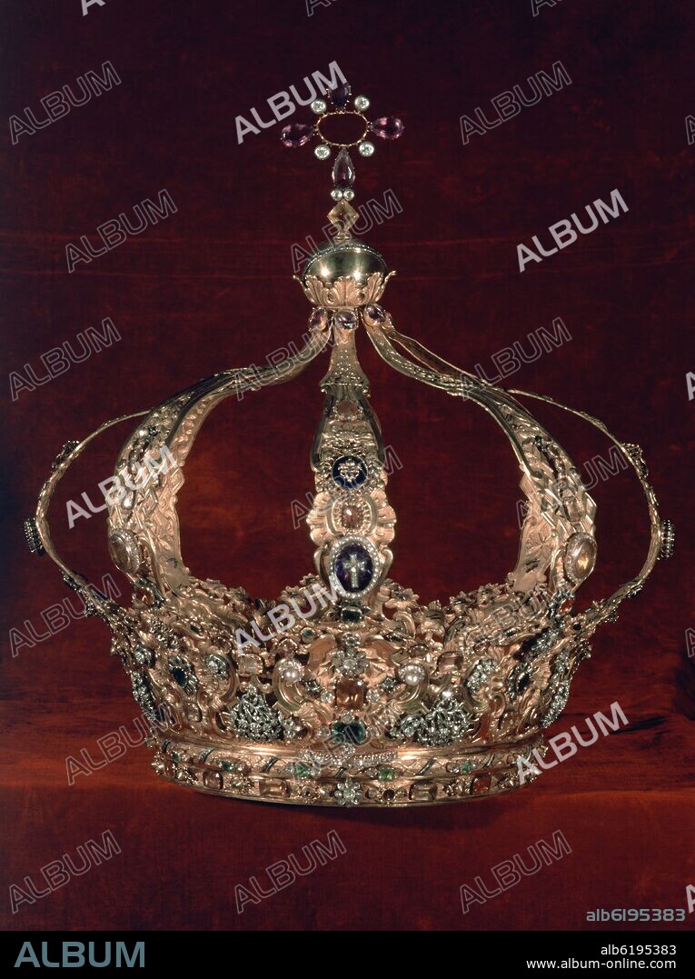 CORONA DE ORFEBRERIA.