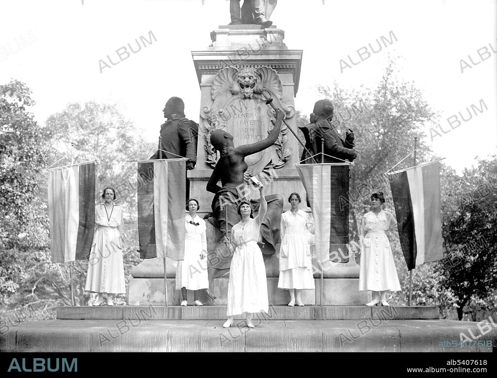 Lucy Branham Burns Speech by President Wilson, 1918