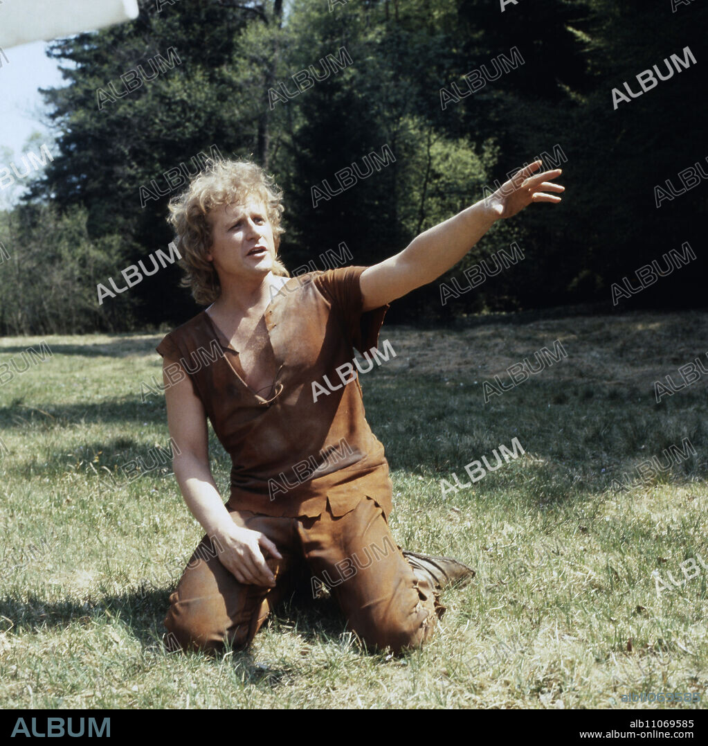 Peter Hofmann, German opera singer, tenor, also known as rock singer, here in the role of Parsifal, circa 1981. Peter Hofmann, German opera singer, tenor, also known as rock singer, here as Parsifal, circa 1981.