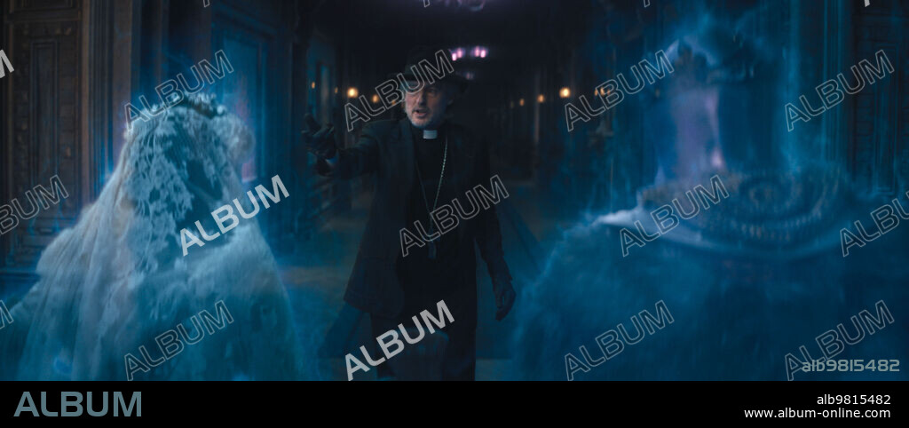 OWEN WILSON en MANSION ENCANTADA, 2023 (HAUNTED MANSION), dirigida por JUSTIN SIMIEN. Copyright WALT DISNEY PICTURES.