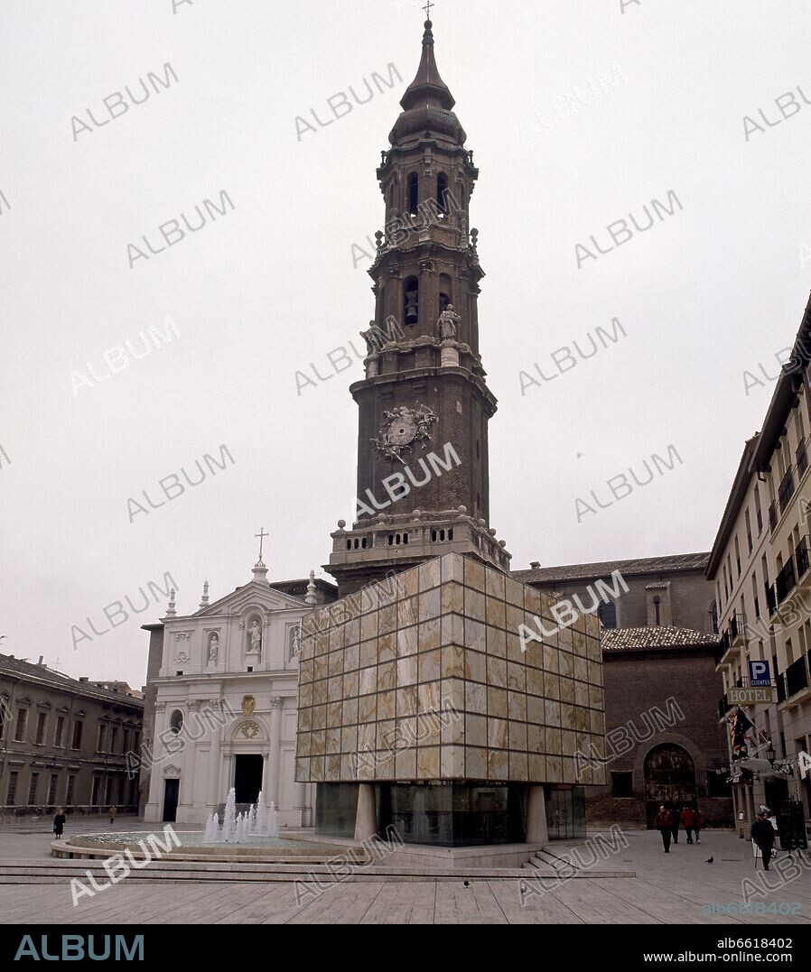 GIOVANNI BATTISTA CONTINI (1641-1723). CAMPANARIO BARROCO DE LA SEO DE ZARAGOZA CONSTRUIDO ENTRE LOS AÑOS 1683 Y 1704.