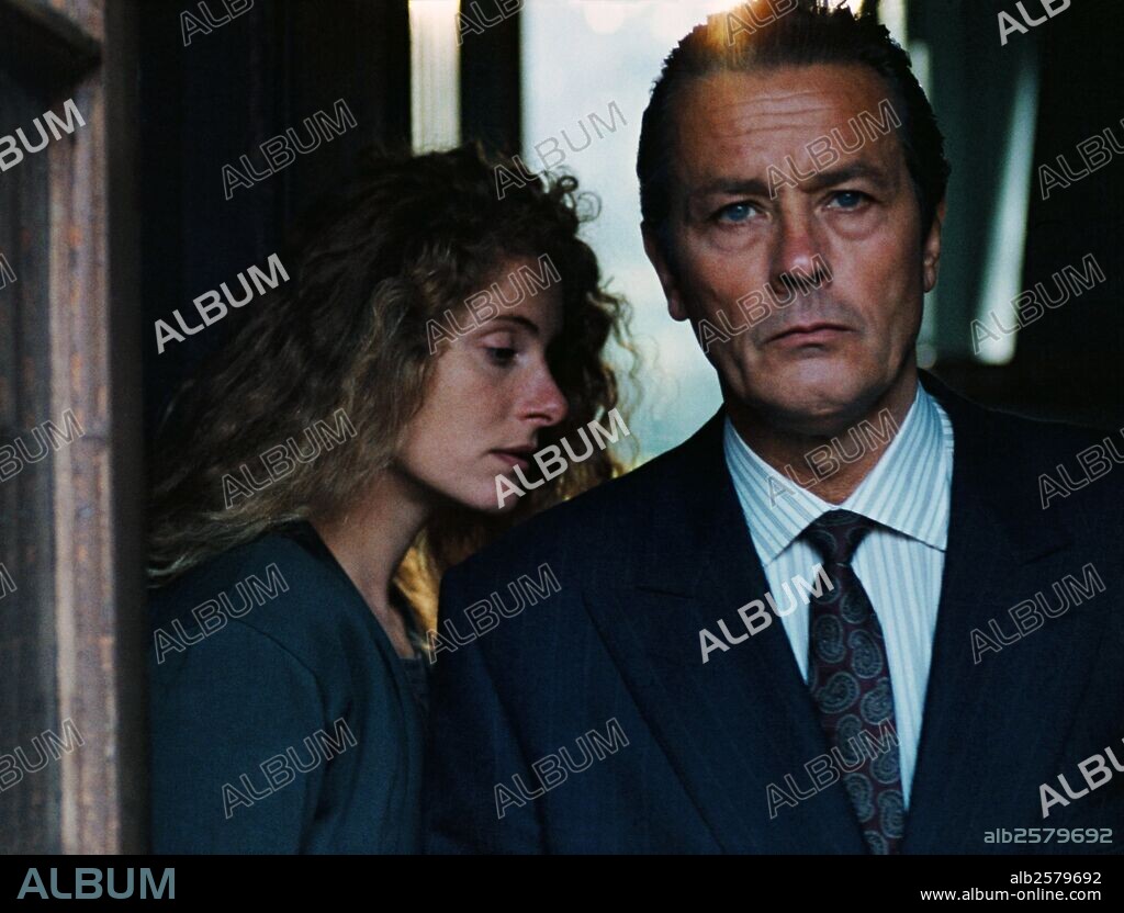 ALAIN DELON and DOMIZIANA GIORDANO in NEW WAVE, 1989 (NOUVELLE VAGUE), directed by JEAN-LUC GODARD. Copyright VEGA FILM.