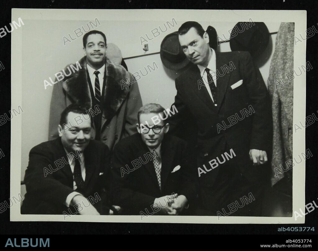 Band members of the Eddie Condon All Stars, 1957. Left to right: Gene Schroeder (piano), Leonard Gaskin (double bass), Bob Wilber (clarinet) and Robert 'Cutty' Cutshall (trombone).