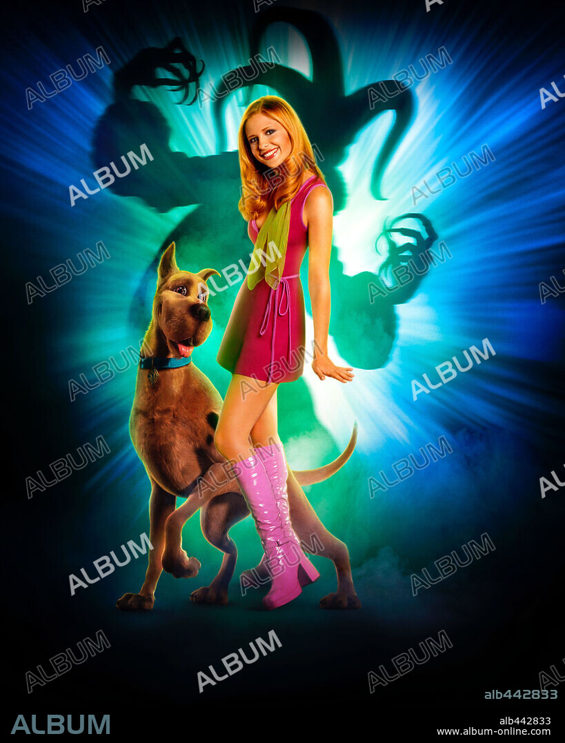 SARAH MICHELLE GELLAR dans SCOOBY-DOO, 2002, réalisé par RAJA GOSNELL. Copyright WARNER BROS. PICTURES.