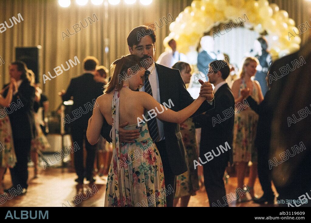 COLIN FARRELL y JESSICA BARDEN en LANGOSTA, 2015 (THE LOBSTER), dirigida por YORGOS LANTHIMOS. Copyright CANAL+/CNC/CINE+/ELEMENT PICTURES/EURIMAGES/FALIRO HOUSE PRO.