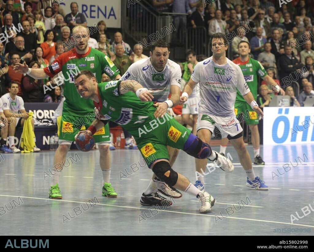 Polish handball player Bartosz Jurecki SC Magdeburg in the game against HSV Handball 29th match day Handball Bundesliga season 2013/14, Polish handball player Bartosz Jurecki SC Magdeburg in the game against HSV Handball 29th match day Handball Bundesliga season 2013/14