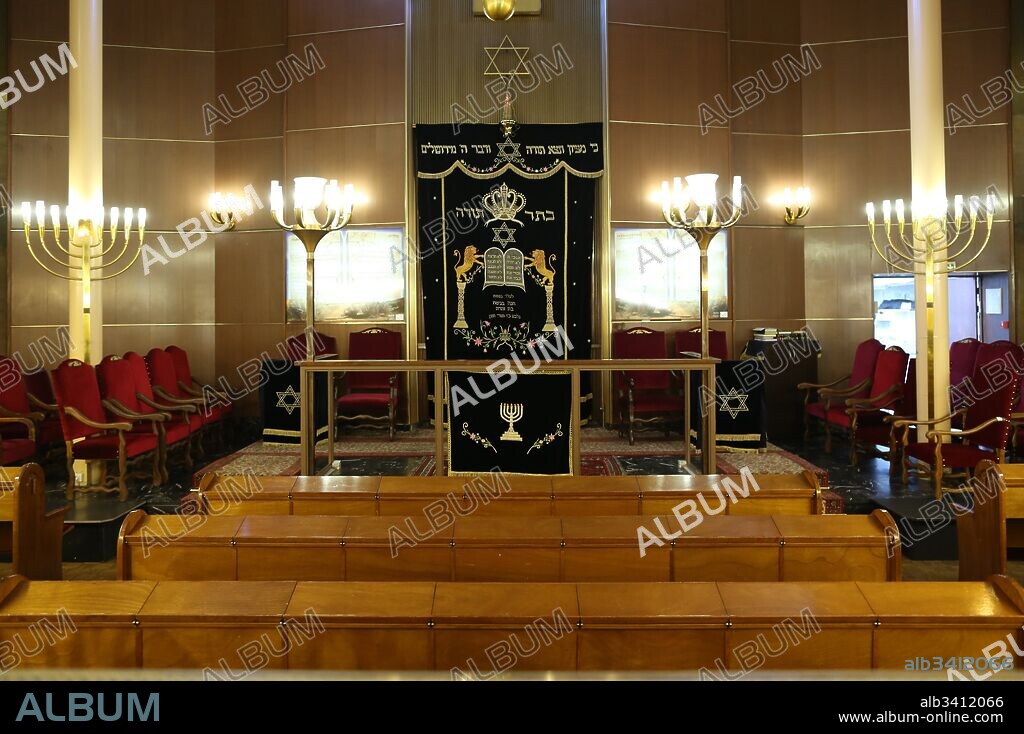 Don Isaac Abravanel synagogue.