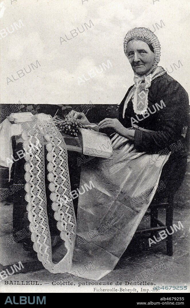 'Bailleul: Colette, patronneuse de dentelle': Denteliere de Bailleul. Carte postale vers 1910. Credit: Cheuva / KHARBINE-TAPABOR.