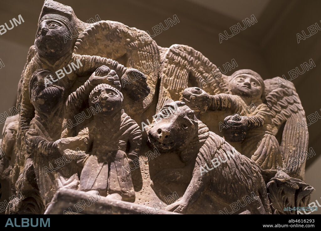 Romanesque art in the National Art Museum of Catalonia,Barcrelona,capitals of Santa Maria de Besalú (XII century AC).