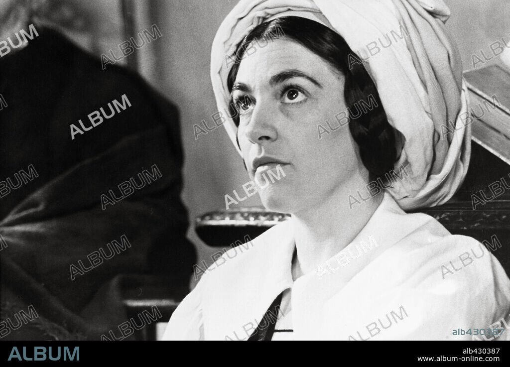 CARMEN MAURA en CERVANTES-TV, 1980, dirigida por ALFONSO UNGRIA. Copyright TVE.