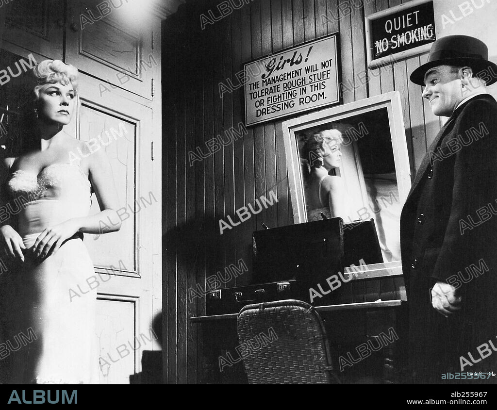 DORIS DAY and JAMES CAGNEY in LOVE ME OR LEAVE ME, 1955, directed by CHARLES VIDOR. Copyright M.G.M.
