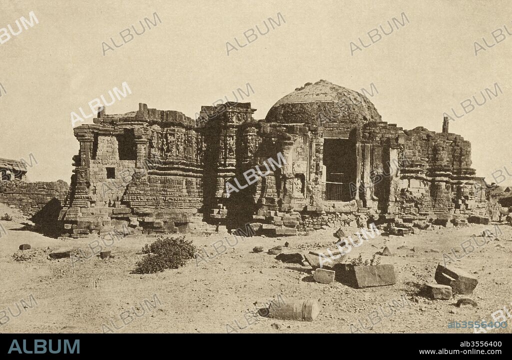 Ruins of the Somnath temple as they appeared in 1899 ; Somnath temple ; Saurastra ; Gujarat ; India.