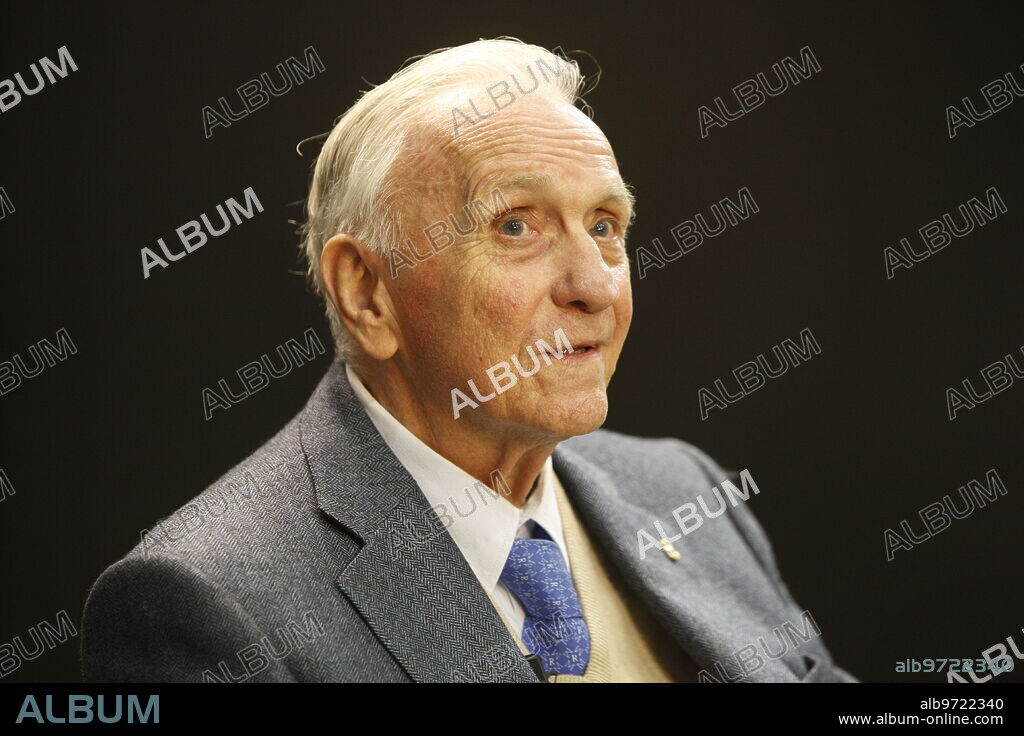 Madrid 11-11-2013 Jose Emilio Santamaria in the gathering "La liga Abc" moderated by Fernando Rodríguez Lafuente and which has, in addition to the guest, the participation of Ignacio Ruiz-Quintano or the columnists Ignacio Camacho, David Gistau and Hughes. Photo: Juan Piedra Archdc.