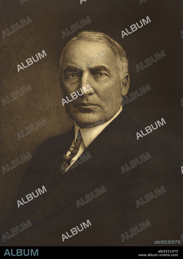 Warren G. Harding (1865-1923) American Politician, 29th President of the United States 1921-23, head and shoulders Portrait, etching, Jacques Reich, 1922.