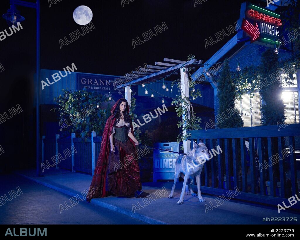 MEGHAN ORY in ONCE UPON A TIME, 2011, directed by ADAM HOROWITZ. Copyright ABC STUDIOS.