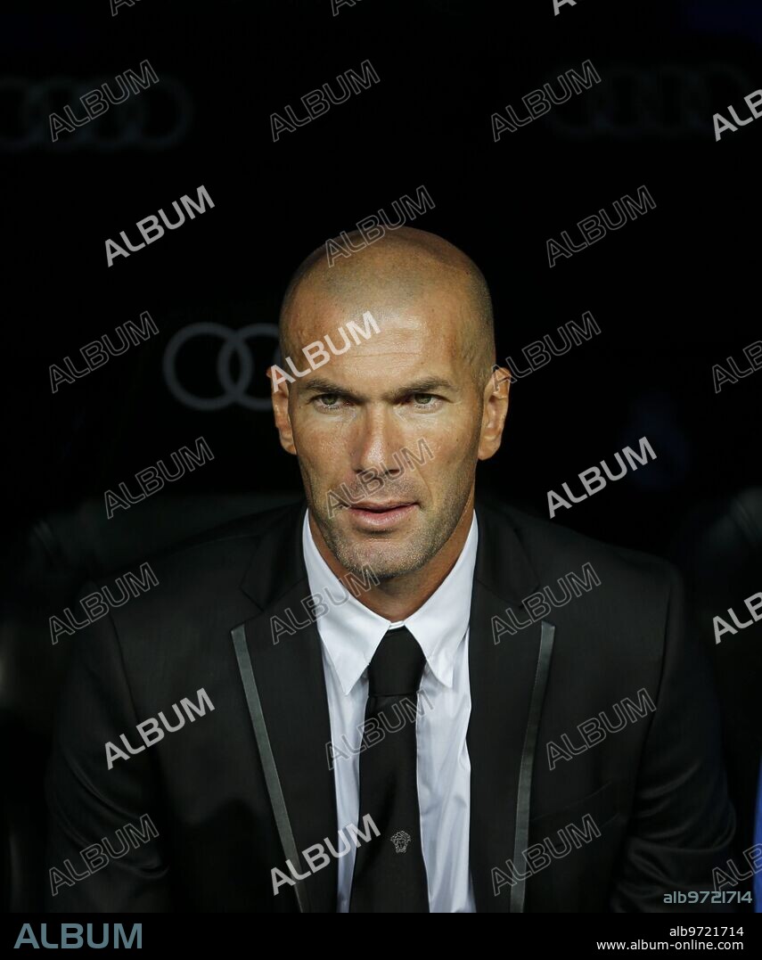 Madrid, 18 de agosto de 2013. Jornada 1ª de Liga. Real Madrid - Betis. Zidane.                 Foto: Ignacio Gil.      ..Archdc.. Ignacio Gil.