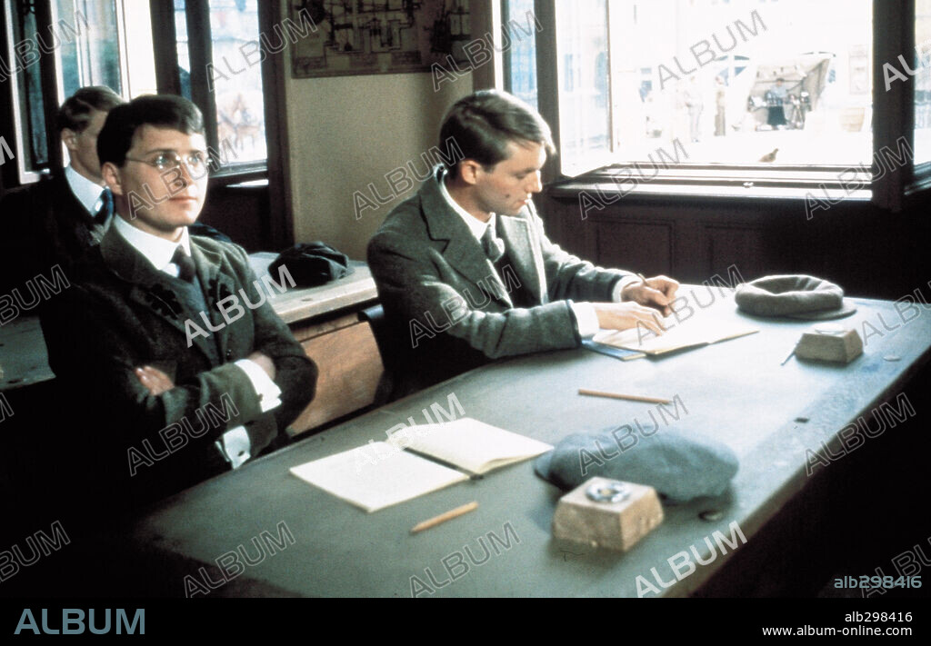 RICHARD THOMAS in ALL QUIET ON THE WESTERN FRONT, 1979, directed by DELBERT MANN.