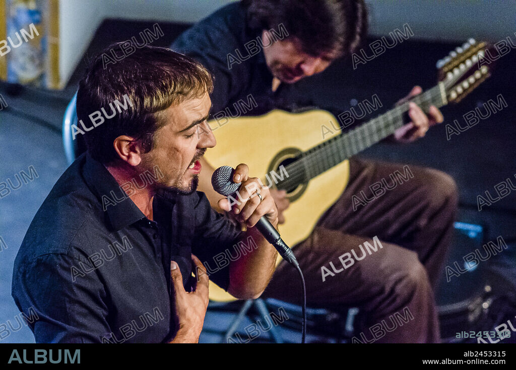 Gloss set to music by Mateu Matas "Xuri" and the Martorell brothers (Glosadors), Tierra y Mar Theatre, Palma, Mallorca, Balearic Islands, Spain.