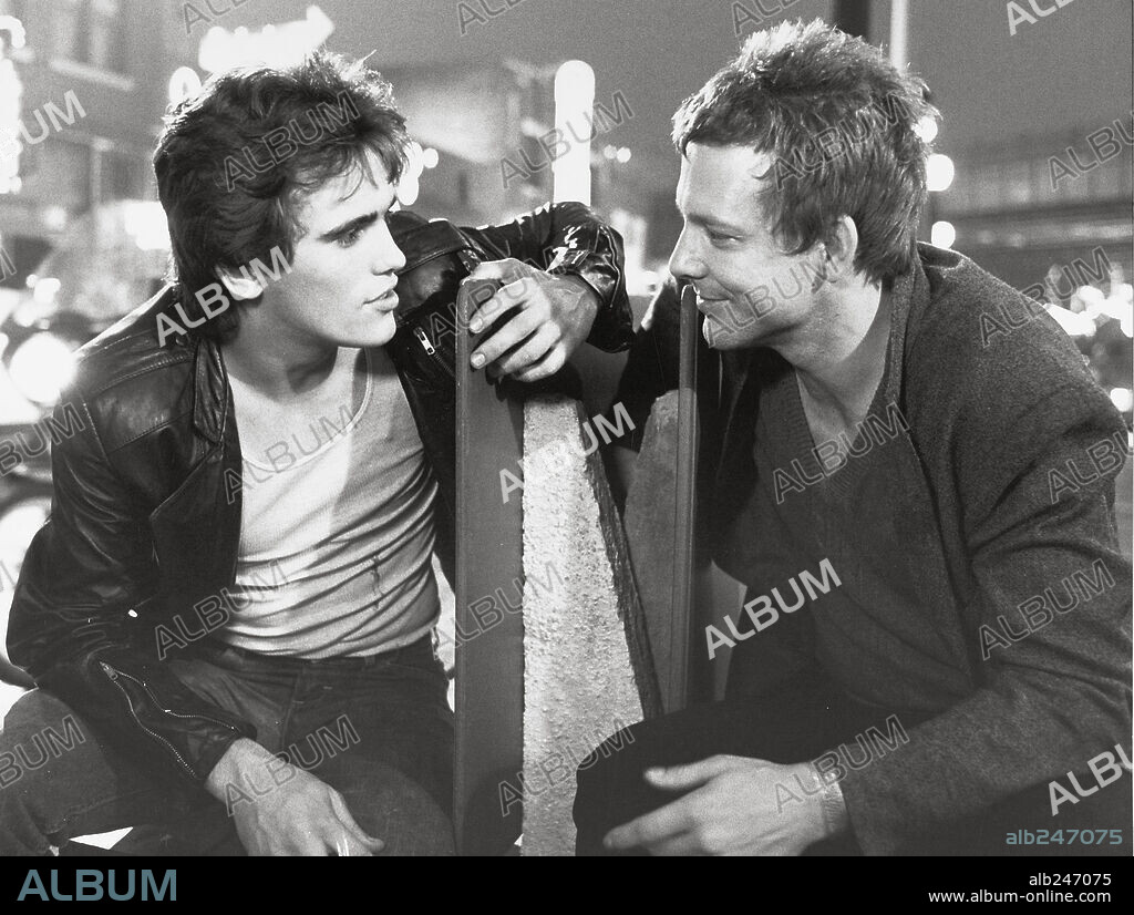 MATT DILLON y MICKEY ROURKE en LA LEY DE LA CALLE, 1983 (RUMBLE FISH), dirigida por FRANCIS FORD COPPOLA. Copyright UNIVERSAL PICTURES.