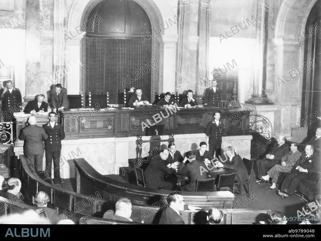 1934. Opening session of the Catalan parliament and appointment of Mr. Companys as president of the generality.