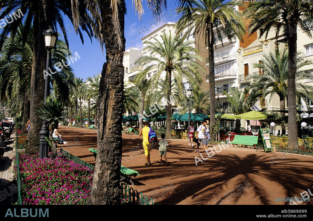 Lloret de Mar, promenade (La Selva / Costa Brava).