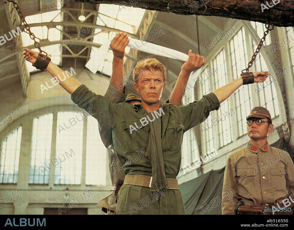 DAVID BOWIE en FELIZ NAVIDAD, MR. LAWRENCE, 1983 (MERRY CHRISTMAS, MR. LAWRENCE), dirigida por NAGISA OSHIMA. Copyright RECORDED PIC-CINEVENTURE-ASAHI/UNIVERSAL.