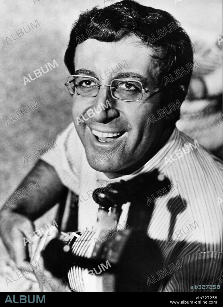 PETER SELLERS en EL GUATEQUE, 1968 (THE PARTY), dirigida por BLAKE EDWARDS. Copyright UNITED ARTISTS.