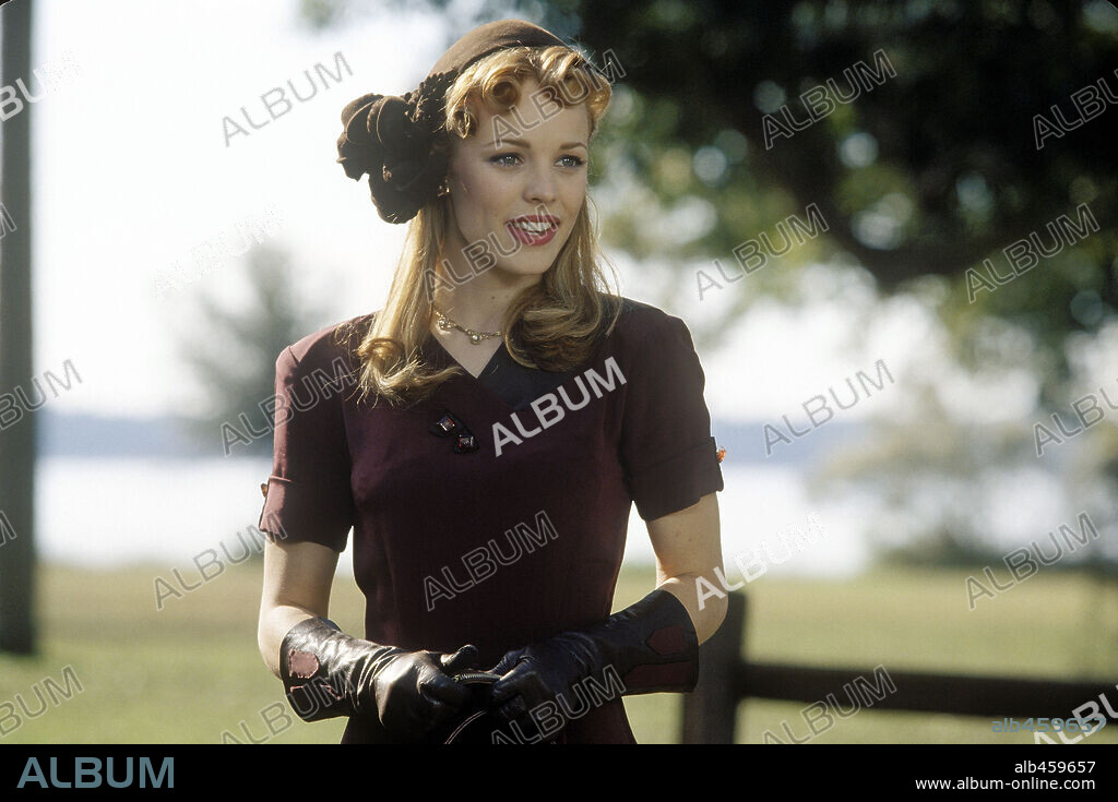 RACHEL MCADAMS in THE NOTEBOOK, 2004, directed by NICK CASSAVETES. Copyright NEW LINE CINEMA / MOSELEY, MELISSA.