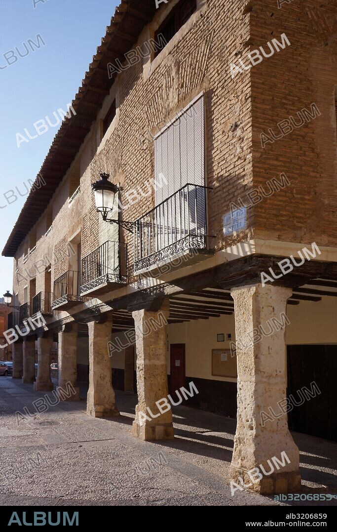 CASA DE LOS SOPORTALES O ALMUDI  . DAROCA, ZARAGOZA, ARAGON, ESPAÑA.