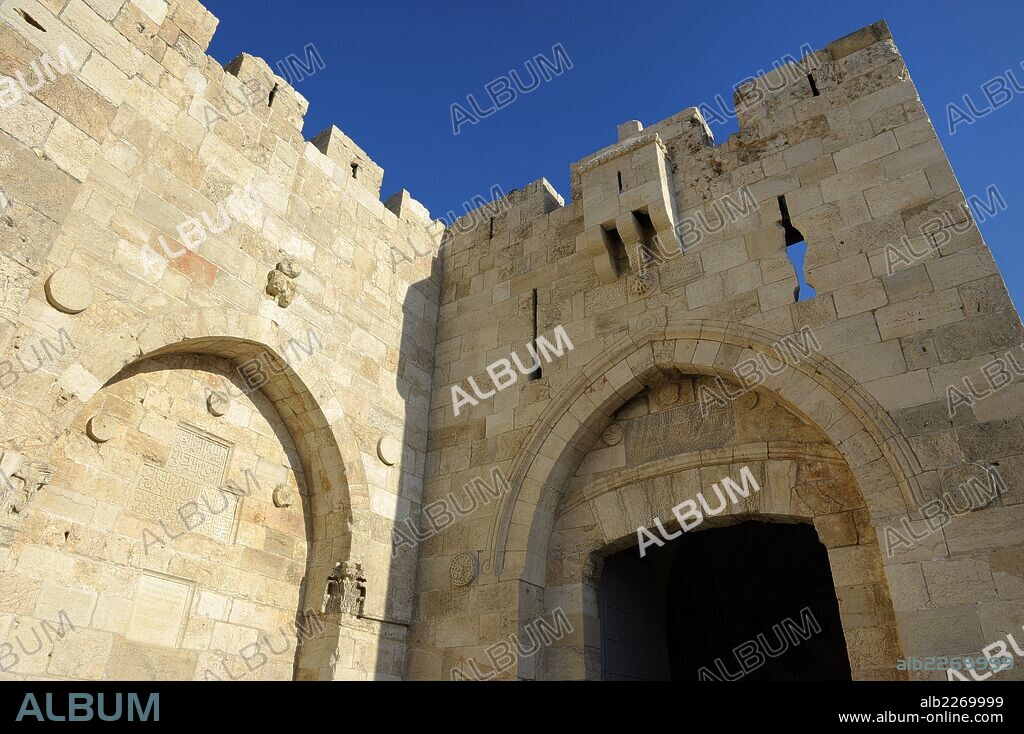 ISRAEL. JERUSALEN. PUERTA DE JAFFA o PUERTA DE LA TORRE DE DAVID o PUERTA DEL AMIGO. Antigua entrada a la Ciudad Vieja. Lado Occidental.
