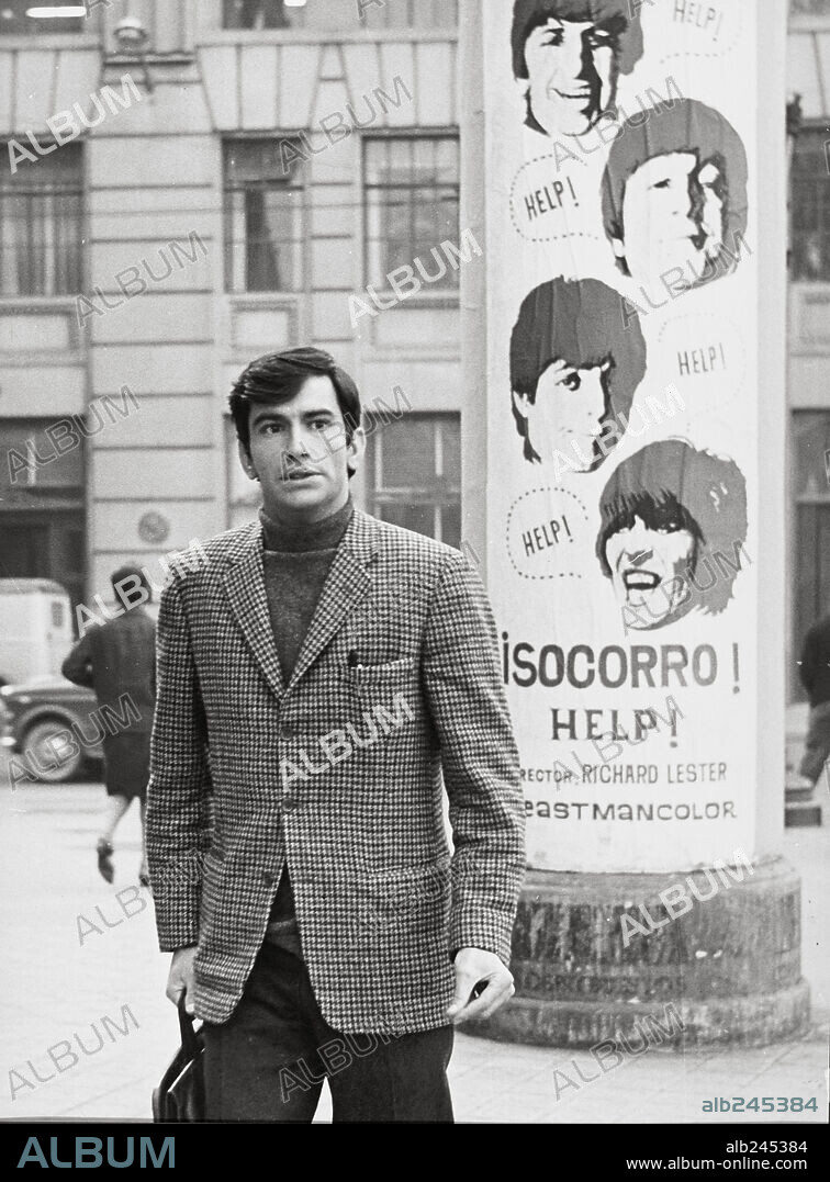 SIMON ANDREU en UNA HISTORIA DE AMOR, 1967, dirigida por JORGE GRAU. Copyright ESTELA FILMS, S.A.