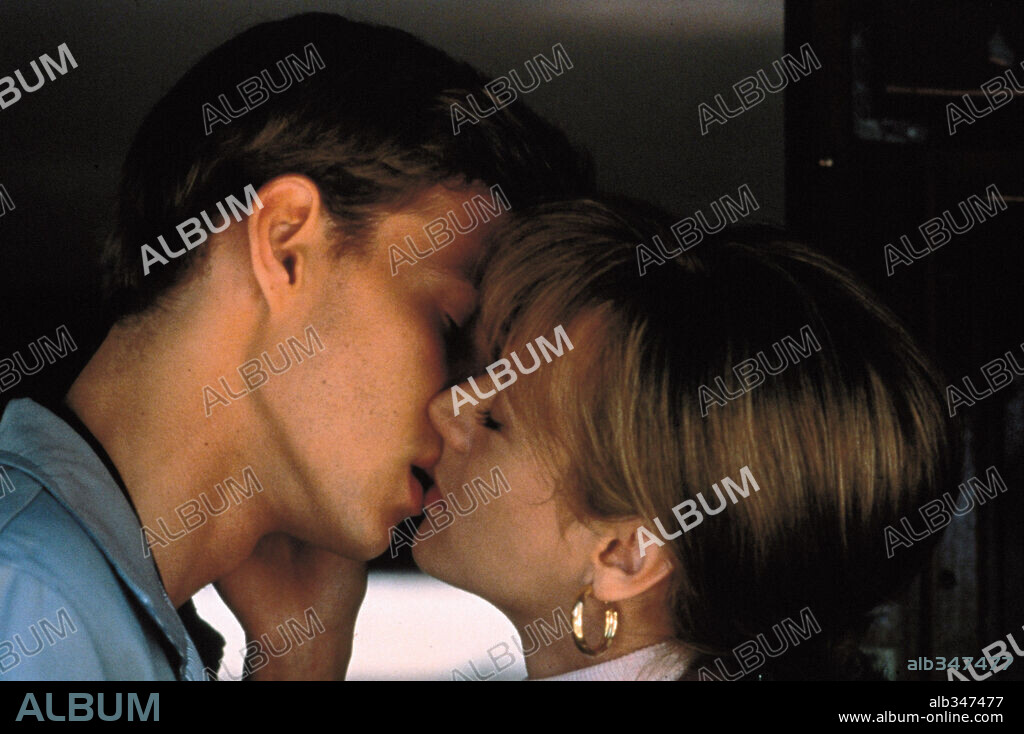 ELOY AZORIN y EMMA SUAREZ en BESOS PARA TODOS, 2000, dirigida por JAIME CHAVARRI.