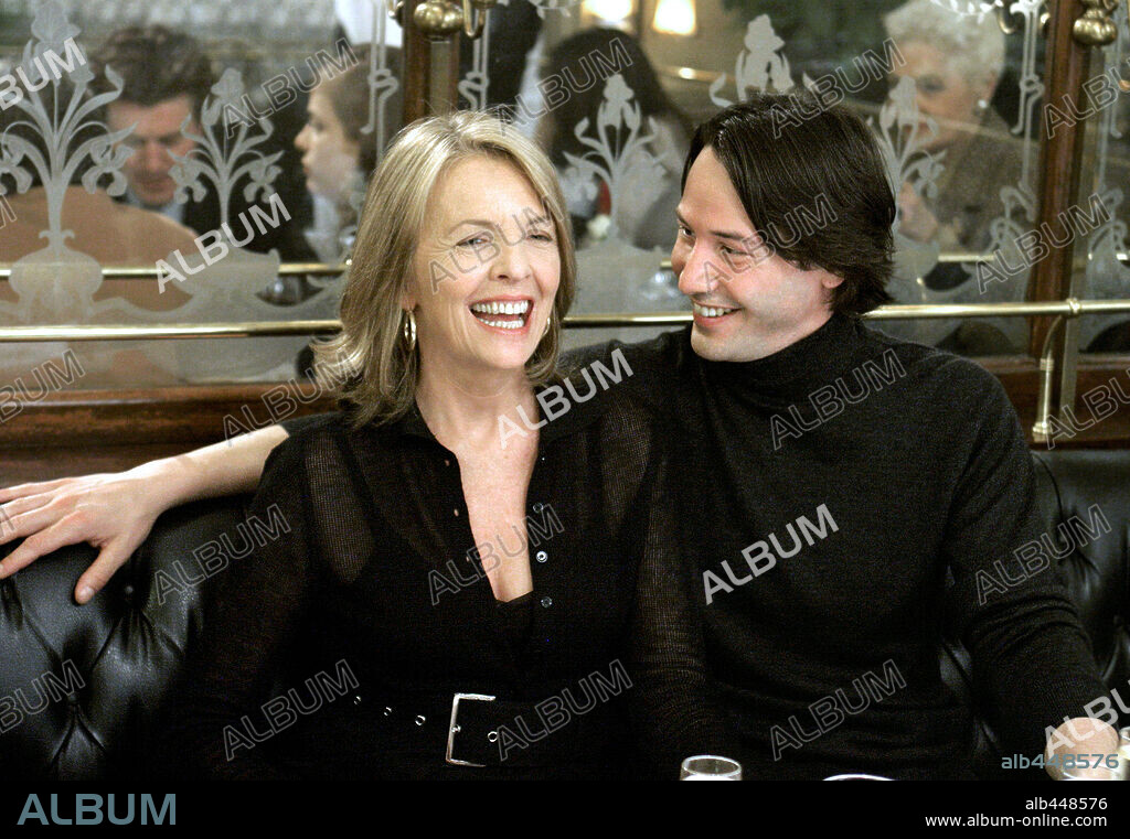 DIANE KEATON y KEANU REEVES en CUANDO MENOS TE LO ESPERAS, 2003 (SOMETHING'S GOTTA GIVE), dirigida por NANCY MEYERS. Copyright COLUMBIA PICTURES.