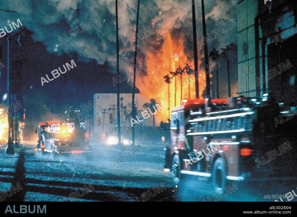 VOLCANO, 1997, directed by MICK JACKSON. Copyright 20TH CENTURY FOX.