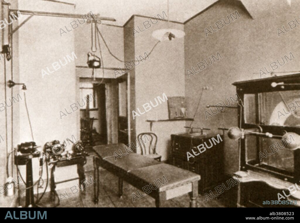 Treatment room at the Adams Nervine Asylum, Boston, c. 1904.  At the turn of the century, treatment for sufferers from hysteria included electrotherapy and hot baths. Shown here is the electric room.