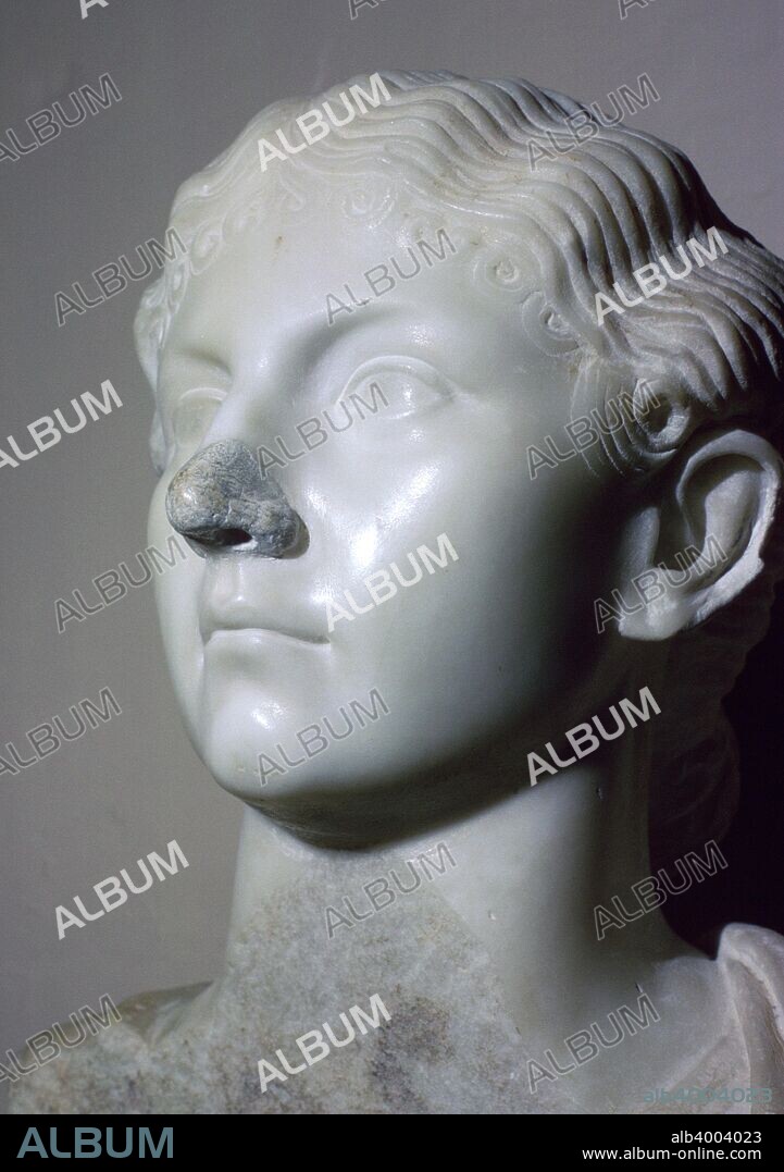 Roman bust of Antonia (36 BC - 37 AD), the younger daughter of Mark Antony and Octavia, and mother of the Roman emperor Claudius. Currently in the Rabat Museum, Malta.