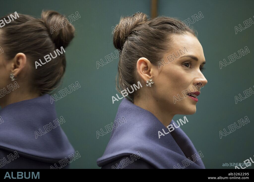 WINONA RYDER in EXPERIMENTER: THE STANLEY MILGRAM STORY, 2015, directed by MICHAEL ALMEREYDA. Copyright BB FIL PRODUCTIONS/FJ PRODUCTIONS/INTRINSIC VALUE FILMS.