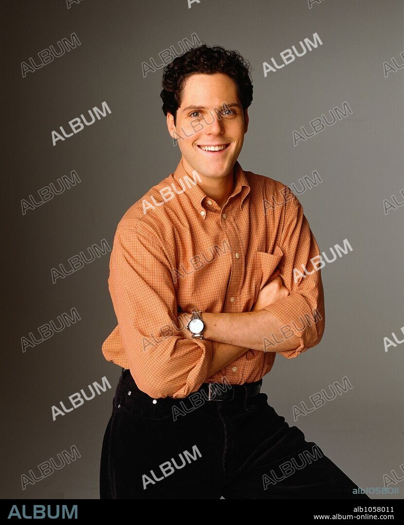 ALEXANDER CHAPLIN in SPIN CITY, 1996, directed by ANDY CADIFF and TED WASS. Copyright DREAMWORKS SKG.