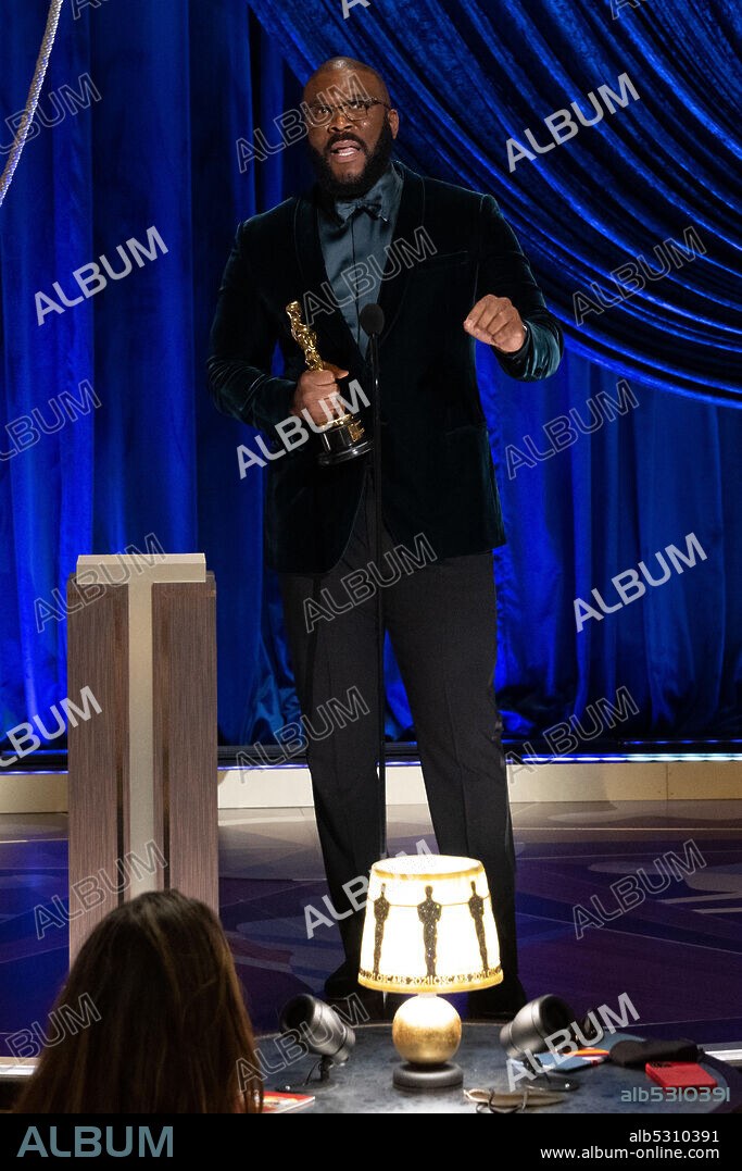 April 25, 2021, Los Angeles, California, USA: Tyler Perry accepts the Gene Hersholt Humanitarian Award during the live ABC Telecast of The 93rd Oscars at Union Station. (Credit Image: © Todd Wawrychuk/A.M.P.A.S. via ZUMA Wire).