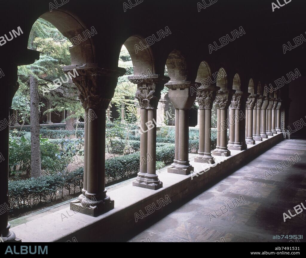 CLAUSTRO ROMANICO DE LA CATEDRAL DE TUDELA - ULTIMO CUARTO DEL SIGLO XII.