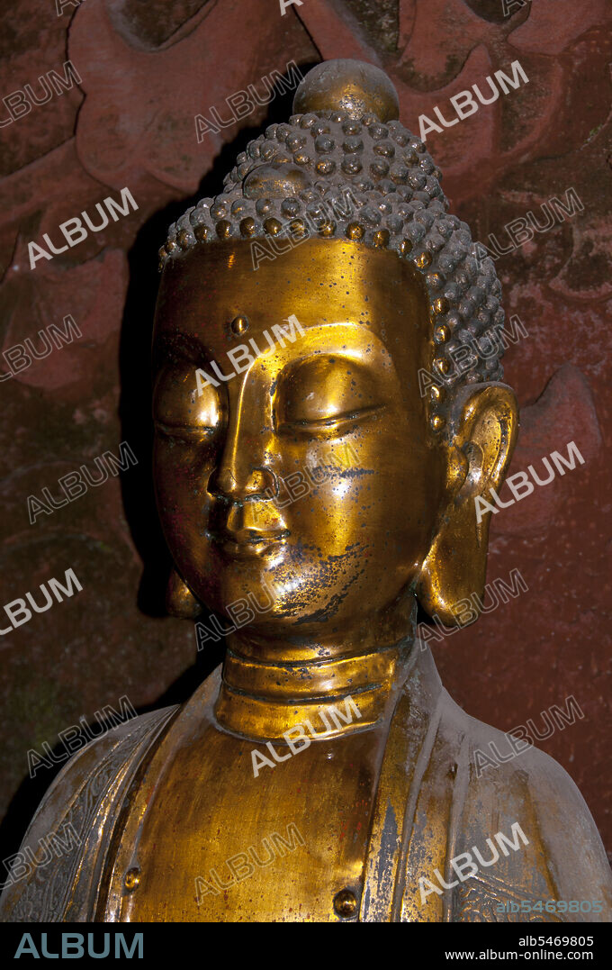 The Oriental Buddha Park, close to Leshan's famous Grand Buddha (Da Fo), contains a varied collection of Buddha statues from all across Asia.