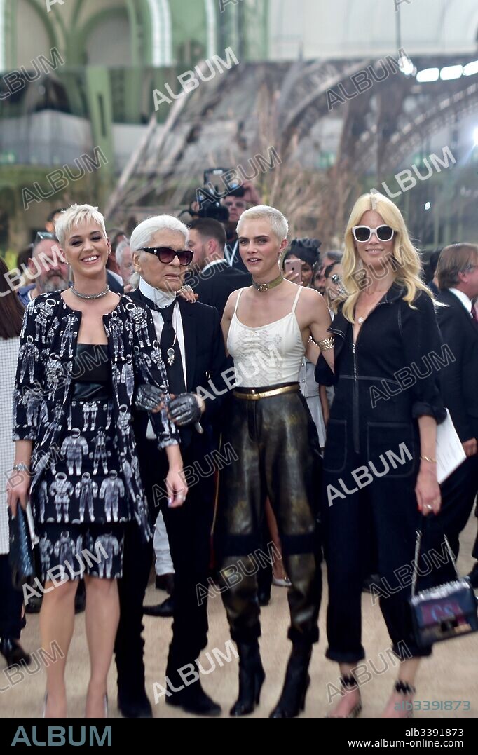 July 5, 2017 - Paris, France - (L-R) Katy Perry, Stylist Karl Lagerfeld, Cara Delevingne and Claudia Schiffer pose after the Chanel Haute Couture Fall/Winter 2017-2018 show as part of Haute Couture Paris Fashion Week on July 4, 2017 in Paris, France. # LES PEOPLE ARRIVENT AU DEFILE 'CHANEL' A LA FASHION WEEK DE PARIS. 05/07/2017