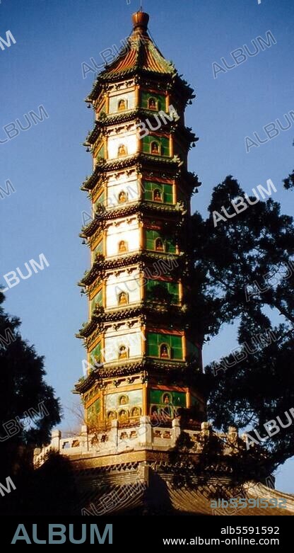 China. Glazed Pagoda - Liulita, Fragrant Hills Park (Xiangshan Gongyuan). near Beijing (18th century). Partial view. Photo, undat.
