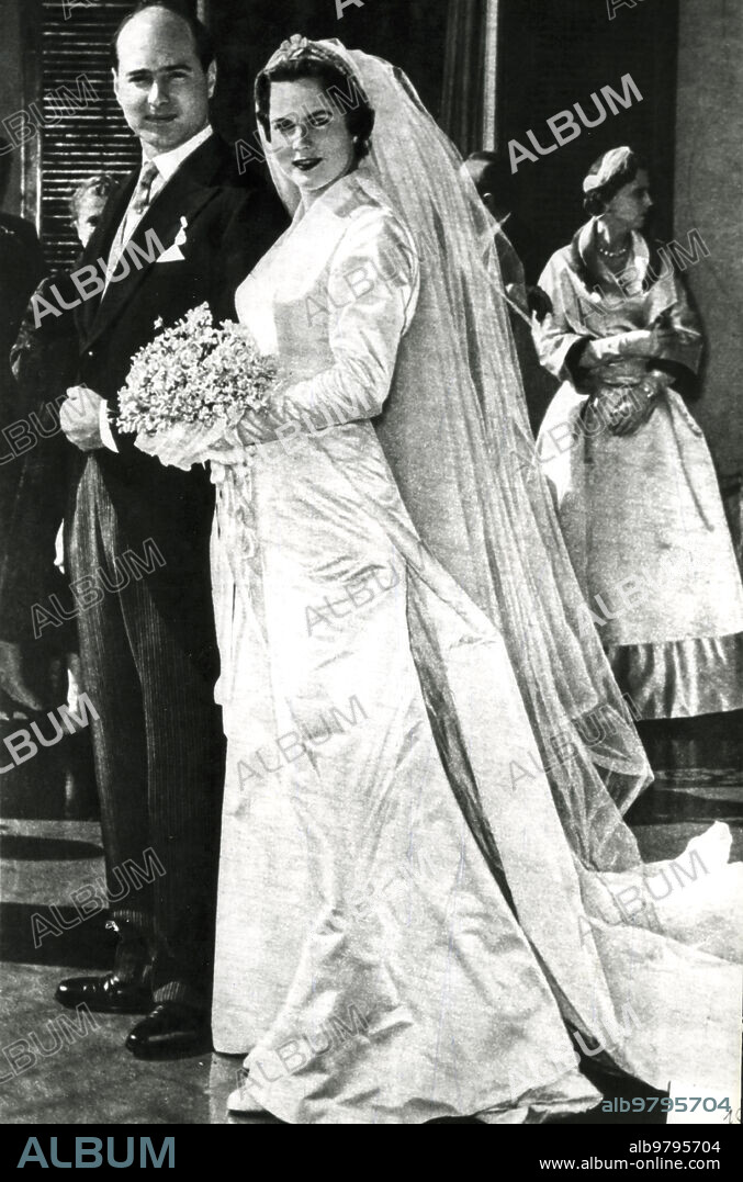 Maria pia of savoy and alessandro of Yugoslavia, wedding, cascais, 1955.