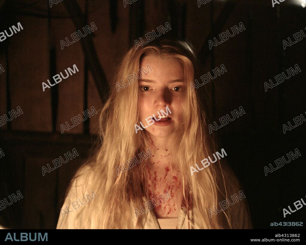 ANYA TAYLOR-JOY dans THE WITCH, 2015 (VVITCH, THE: A NEW-ENGLAND FOLKTALE), réalisé par ROBERT EGGERS. Copyright PARTS AND LABOR/RT FEATURES/ROOKS NEST ENT/CODE RED PROD.