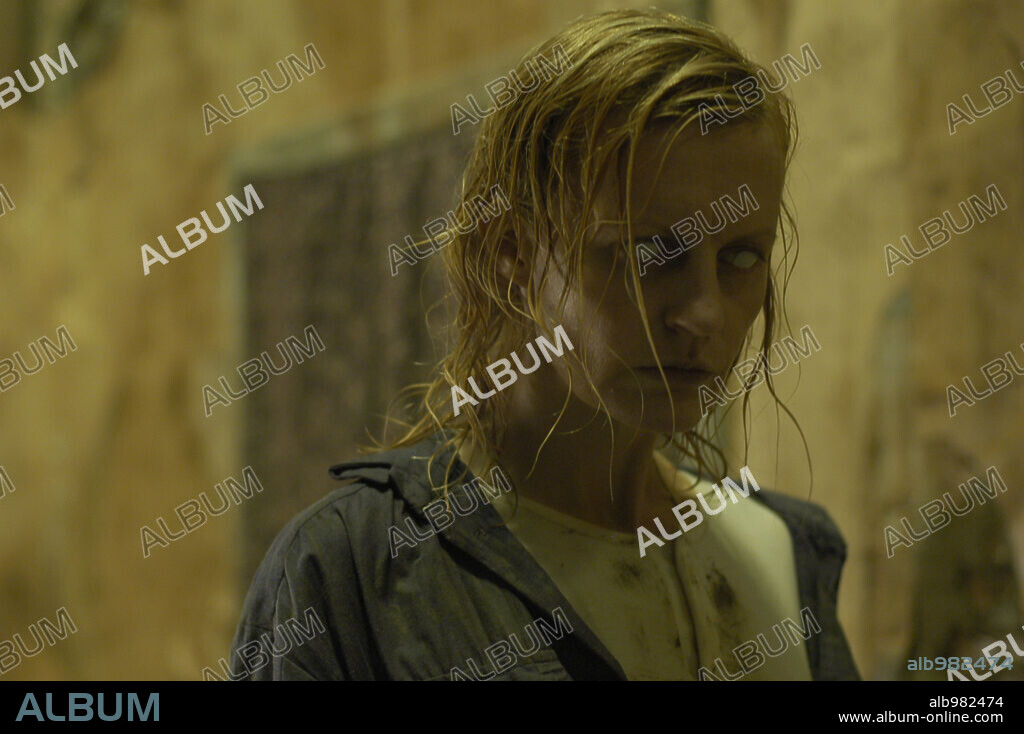ANASTASIA HILLE en LOS ABANDONADOS, 2006 (THE ABANDONED), dirigida por NACHO CERDA. Copyright CASTELAO PRODUCCIONES, S.A./FILMAX.