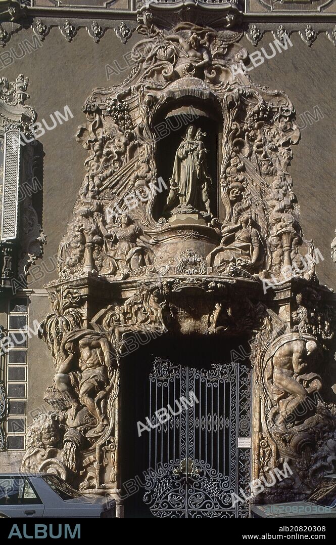 IGNACIO VERGARA (1715-1776). EXTERIOR-DET PORTADA PRINCIPAL REALIZADA EN ALABASTRO- FACHADA PROYECTADA EN 1740 POR EL PINTOR HIPOLITO ROVIRA - BARROCO ESPAÑOL.